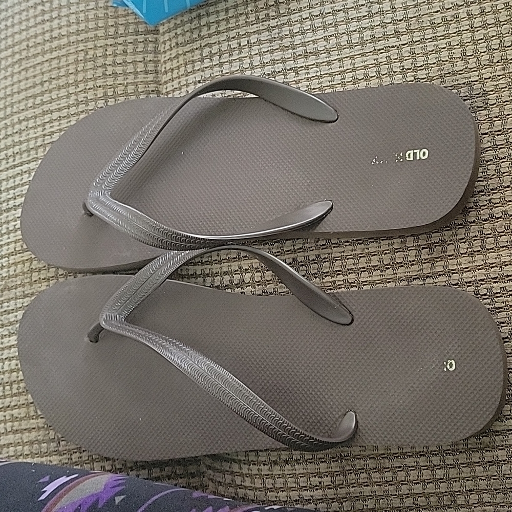 OLD NAVY like new Men's flip flop